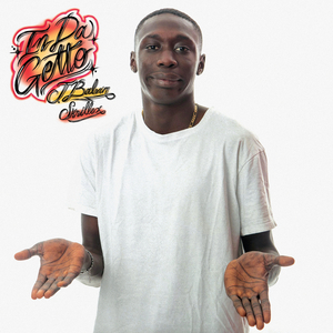 初中女生可以光溜溜上学吗
